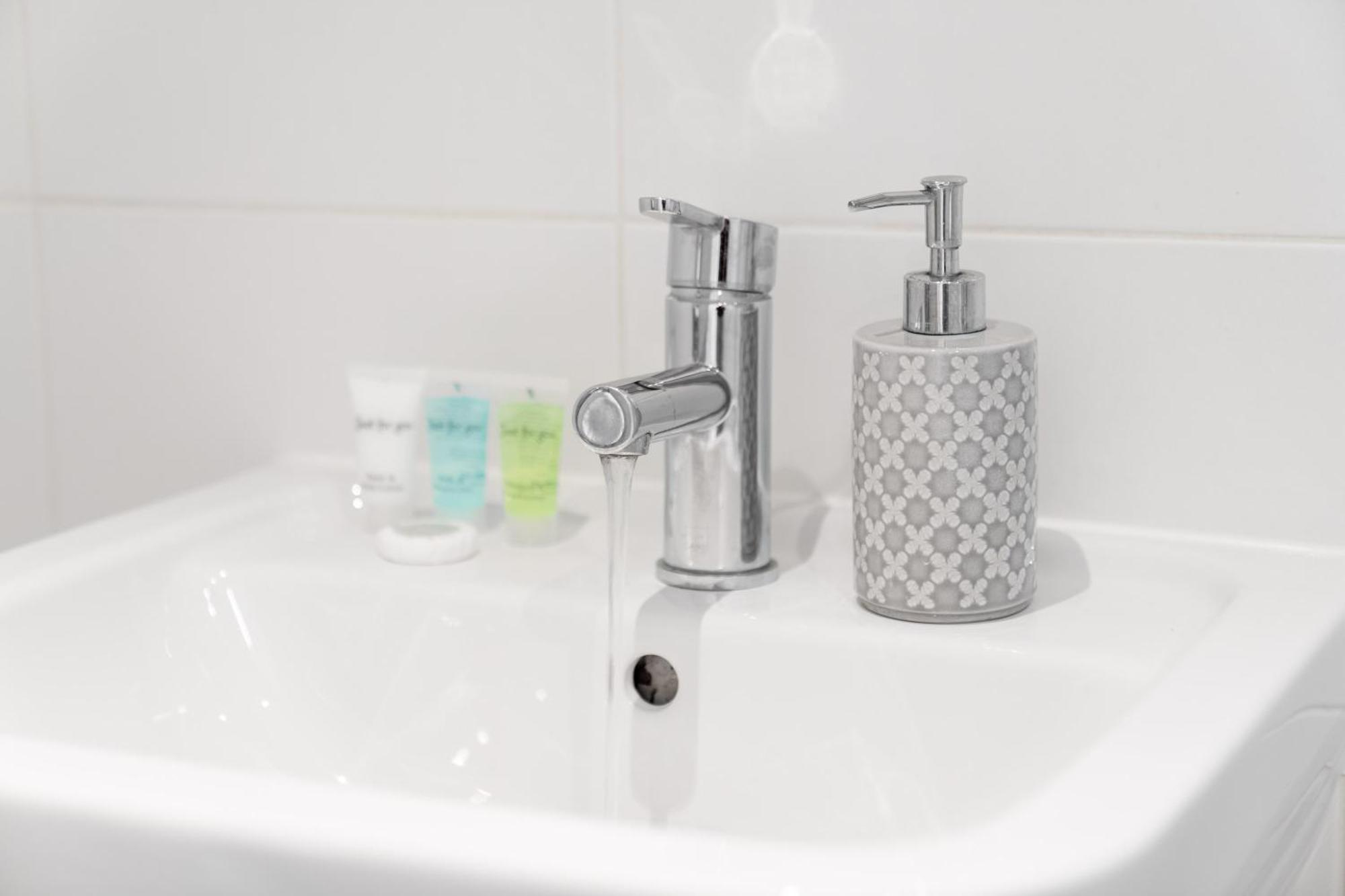 Birmingham City Centre Apartment - Wifi - Netflix - Top Rated - 59L Kültér fotó
